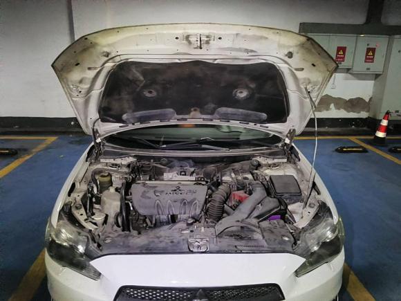 [武汉·鄂W] 二手三菱翼神2011款 致炫版 2.0L 手动舒适型