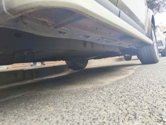 [青岛·鲁B] 二手路虎发现2012款 3.0 SDV6 HSE 柴油版