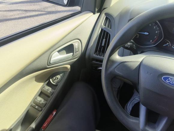 [杭州·浙A] 二手福特福克斯2015款 三厢 1.6L 自动舒适型