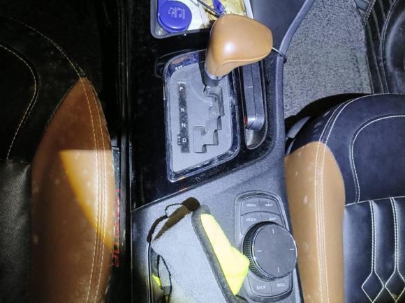 [上海·鄂R] 二手东南东南DX72018款 1.5T 自动荣耀版