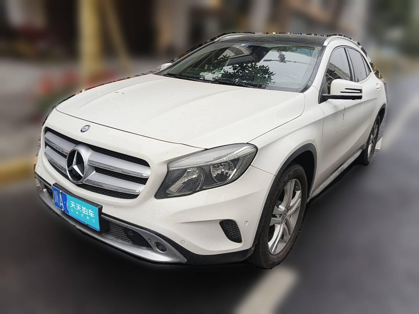 [成都·川A] 奔驰奔驰GLA2016款 GLA 200 动感型