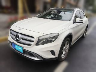 奔驰奔驰GLA2016款 GLA 200 动感型「成都二手车」「天天拍车」
