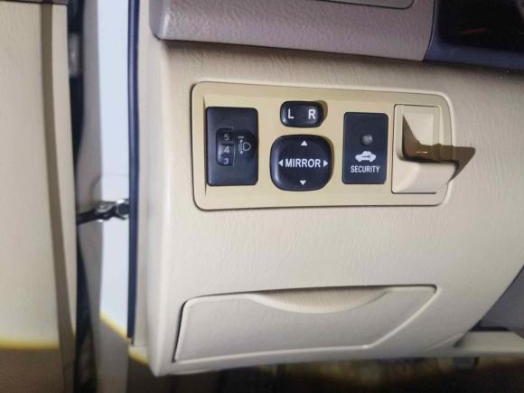 [成都·川A] 二手丰田花冠2011款 1.6L 自动豪华版