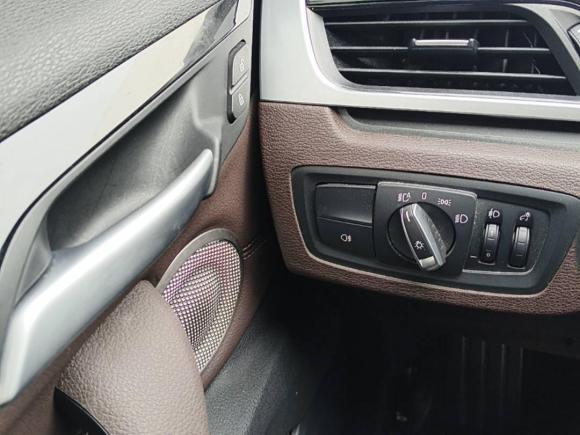 [上海·沪C] 二手宝马宝马X12022款 sDrive20Li 时尚型