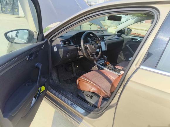 [上海·沪C] 二手大众帕萨特2016款 280TSI DSG尊荣版