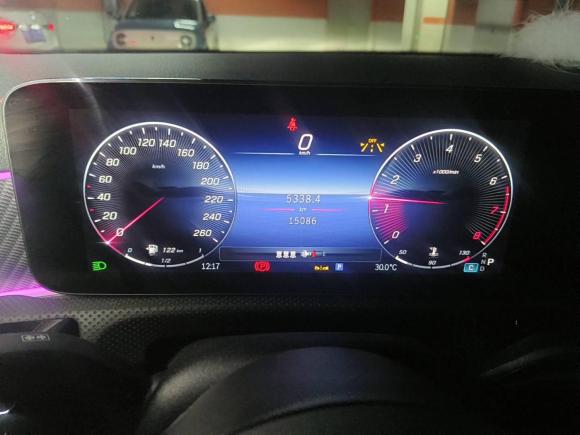 [南京·苏A] 二手奔驰奔驰A级2023款 A 200 L 时尚型