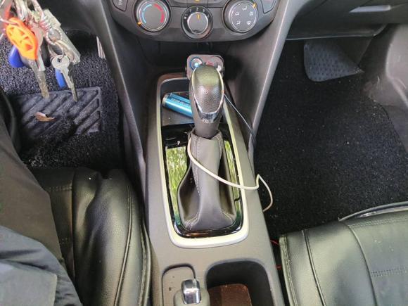 [西安·陕A] 二手雪佛兰科沃兹2018款 320 自动欣享天窗版