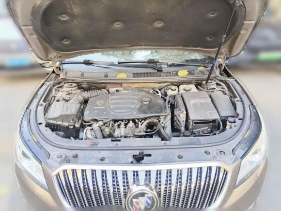 [上海·沪D] 二手别克君越2013款 2.0T SIDI 智享旗舰型