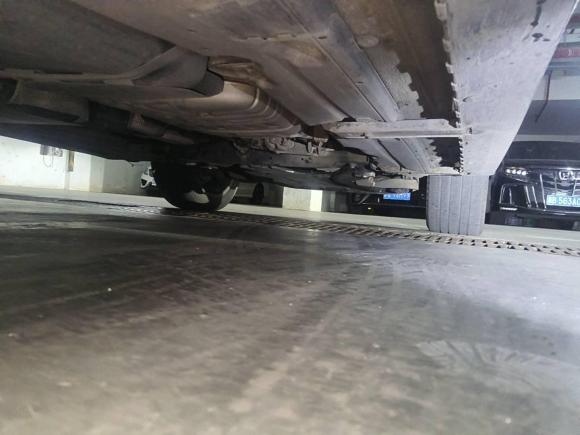 [上海·沪G] 二手奥迪奥迪Q72014款 35 TFSI 运动型