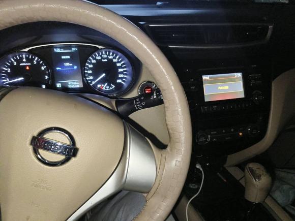 [杭州·浙A] 二手日产奇骏2014款 2.0L CVT舒适版 2WD