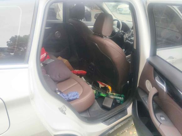 [上海·沪B] 二手宝马宝马X12022款 sDrive25Li 领先型