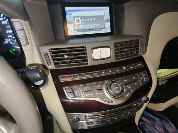 [义乌·浙G] 二手英菲尼迪英菲尼迪Q702013款 Q70L 2.5L 舒适版
