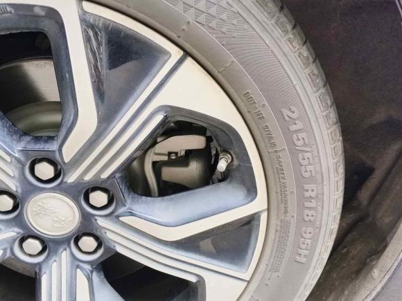 [成都·川A] 二手红旗红旗E-QM52023款 基础出行版