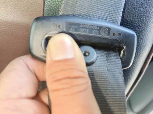 [南通·苏F] 二手福特新世代全顺2009款 2.4T柴油多功能型短轴中顶Duratorq