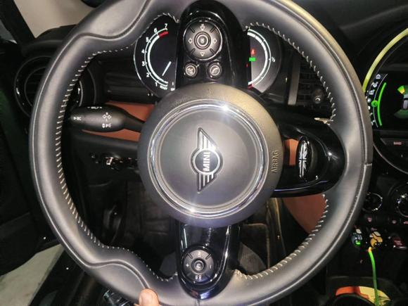 [成都·川A] 二手MINIMINI2021款 1.5T COOPER 艺术家