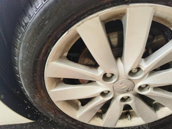 [杭州·黑C] 二手起亚起亚K32013款 1.6L 自动GLS