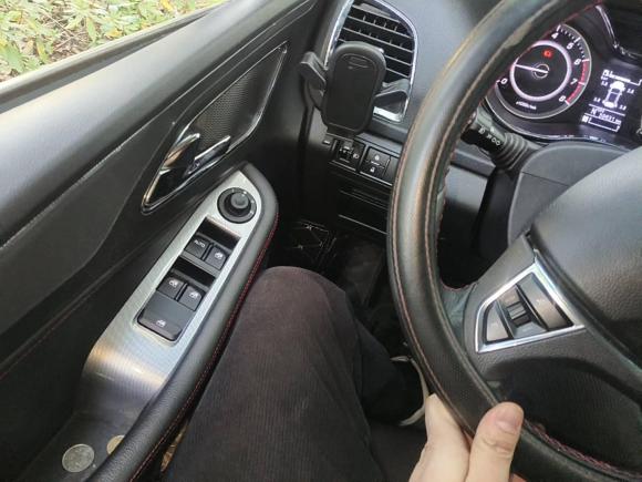 [杭州·浙A] 二手宝骏宝骏5602016款 1.8L iAMT豪华型