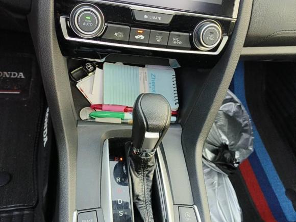 [深圳·粤B] 二手本田思域2016款 220TURBO CVT豪华版