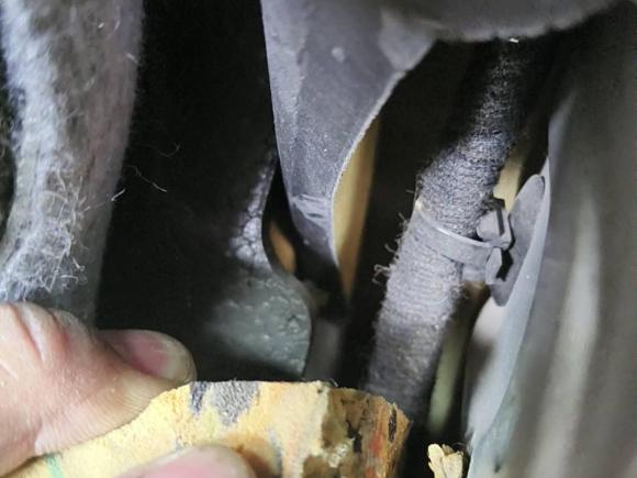 [成都·川G] 二手标致标致30082013款 2.0L 自动潮流版