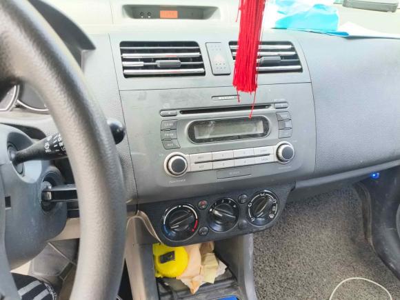 [杭州·浙A] 二手铃木雨燕2014款 1.5L 自动时尚型