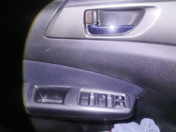 [深圳·桂A] 二手斯巴鲁森林人2011款 2.5XS 自动豪华版