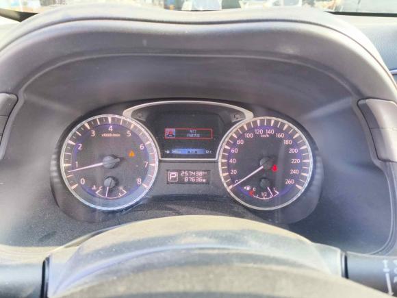 [上海·沪C] 二手英菲尼迪英菲尼迪JX2013款 JX35 四驱全能版