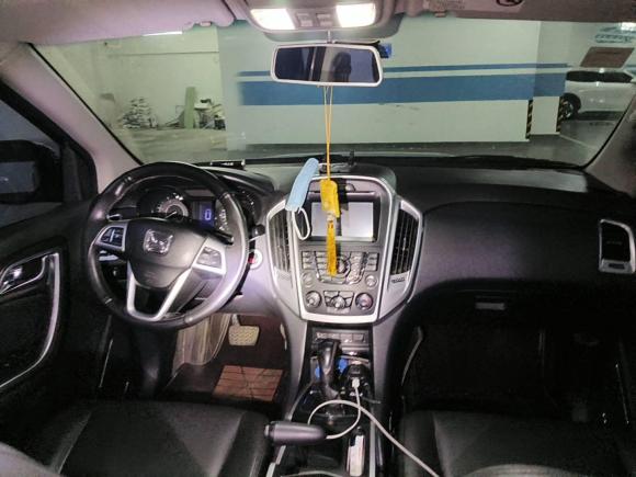 [杭州·浙A] 二手江铃驭胜S3502014款 2.4T 自动两驱柴油豪华天窗版5座