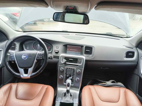 [无锡·苏B] 二手沃尔沃沃尔沃S602014款 S60L 2.0T 智远版