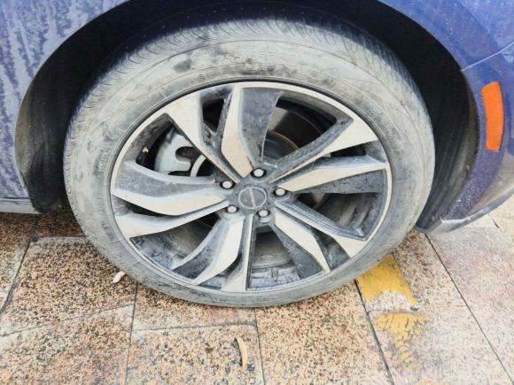 [成都·川B] 二手SERES赛力斯赛力斯SF52021款 四驱自由远征版