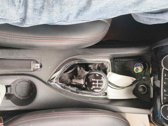 [无锡·苏B] 二手长安凯程长安欧尚A6002016款 1.5L 手动精英型7座