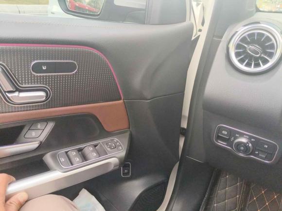 [广州·粤A] 二手奔驰奔驰GLB2022款 GLB 200 时尚型