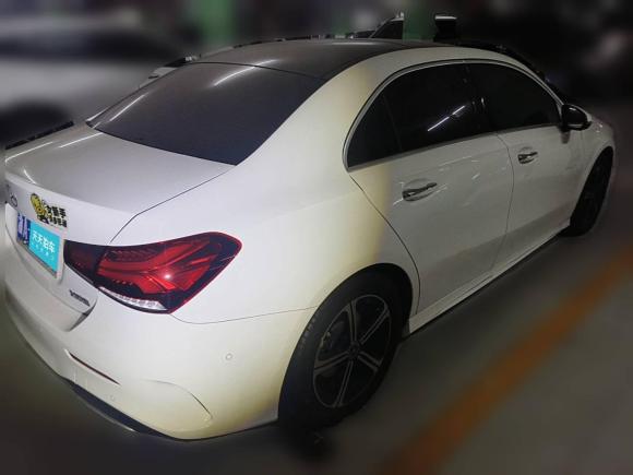 [杭州·浙A] 二手奔驰奔驰A级2022款 A 200 L 运动轿车动感型