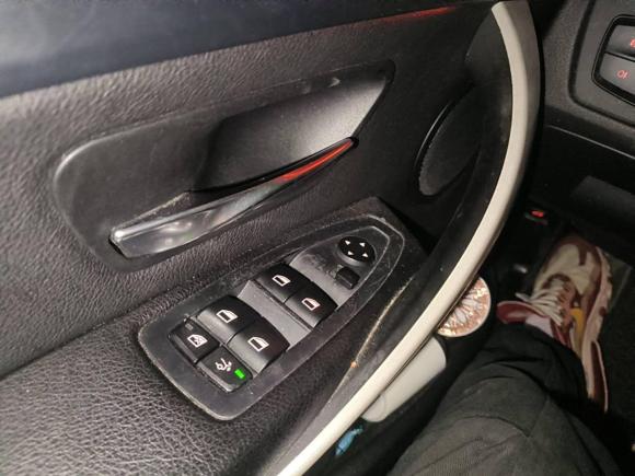 [杭州·浙C] 二手宝马宝马3系GT2016款 320i 时尚型