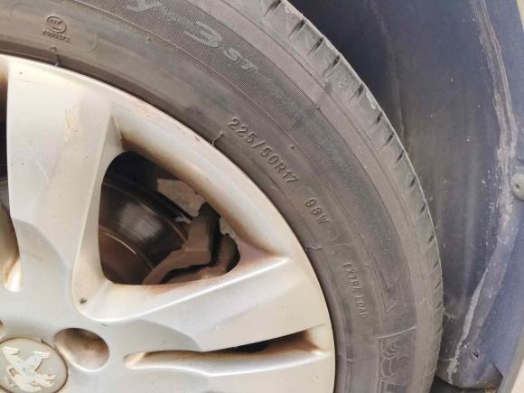 [苏州·苏E] 二手标致标致30082013款 2.0L 自动潮流版