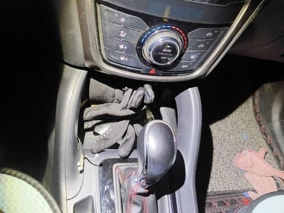 [青岛·鲁B] 二手长安长安CS752016款 1.8T 自动精英型 国IV