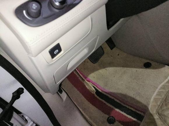 [成都·川L] 二手别克别克GL82018款 ES 28T 舒适型 国VI