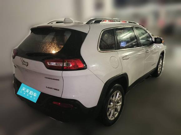 [广州·粤E] 二手Jeep自由光2017款 2.0L 优越版