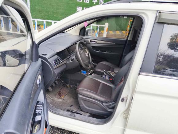 [杭州·皖D] 二手长安凯程长安欧尚A6002016款 1.5L 手动豪华型7座