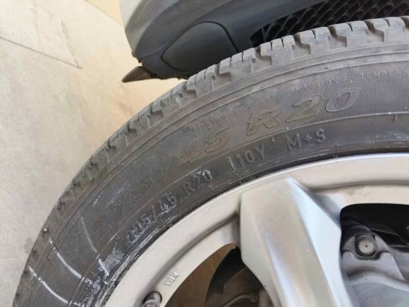 [深圳·粤B] 二手大众途锐2011款 3.0TSI 高配型