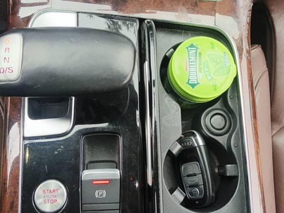 [杭州·浙A] 二手奥迪奥迪A82013款 A8L 50 TFSI quattro舒适型