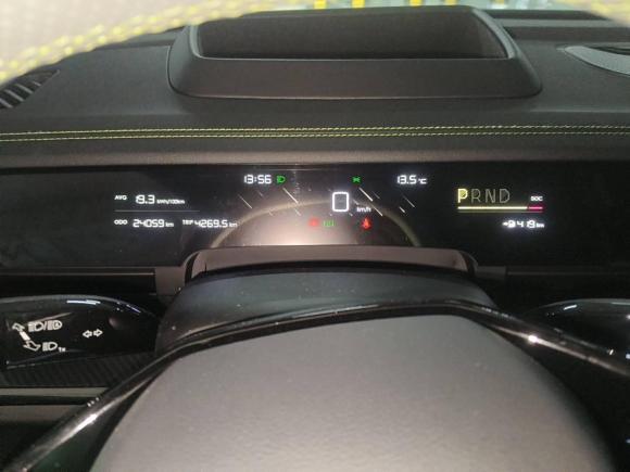 [上海·浙A] 二手哪吒汽车哪吒S2022款 纯电 650km 四驱耀世版