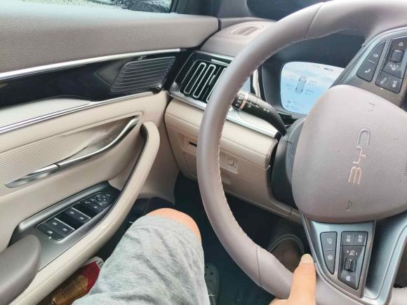 [南通·苏F] 二手比亚迪宋PLUS新能源2025款 DM-i 112KM 尊贵型