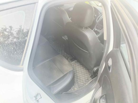 [杭州·豫S] 二手别克英朗2013款 XT 1.6L 自动时尚版