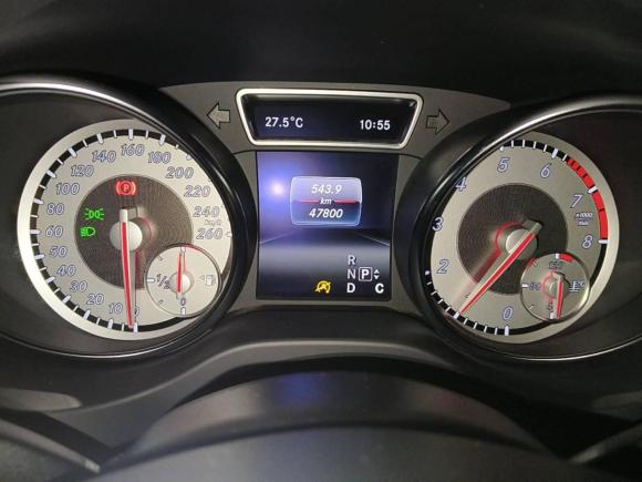 [深圳·粤G] 二手奔驰奔驰GLA2016款 GLA 200 时尚型