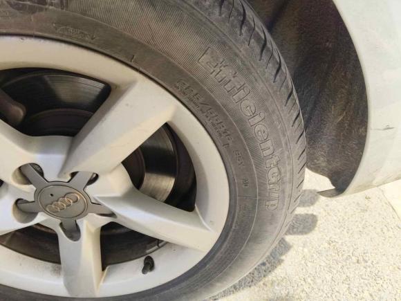 [南通·苏F] 二手奥迪奥迪A4L2013款 35 TFSI 自动舒适型