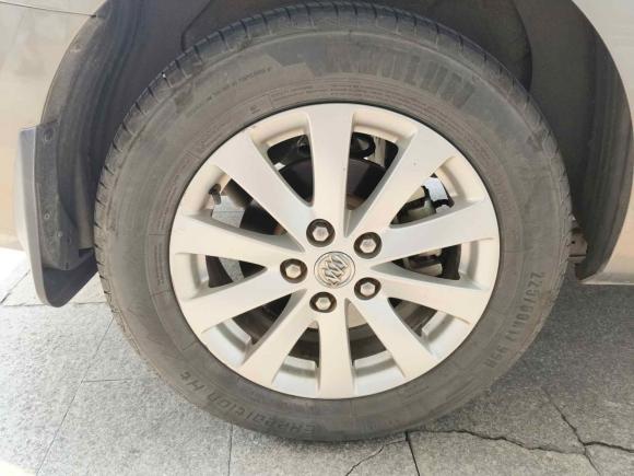 [广州·粤A] 二手别克别克GL82018款 28T 豪华型 国VI