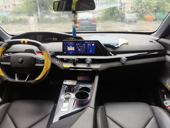 [上海·沪E] 二手长安长安UNI-V2022款 1.5T 运动版