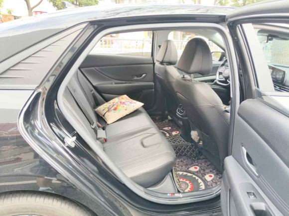 [无锡·苏B] 二手现代伊兰特2022款 1.5L CVT LUX黑骑士限量版