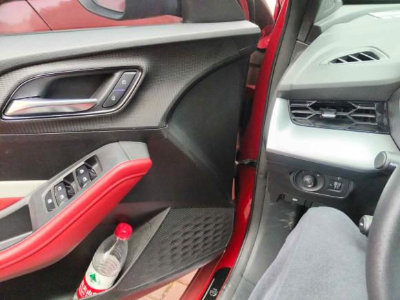 [上海·苏U] 二手名爵MG52022款 180DVVT 手动青春豪华版