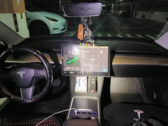 [上海·沪A] 二手特斯拉Model 32022款 后轮驱动版